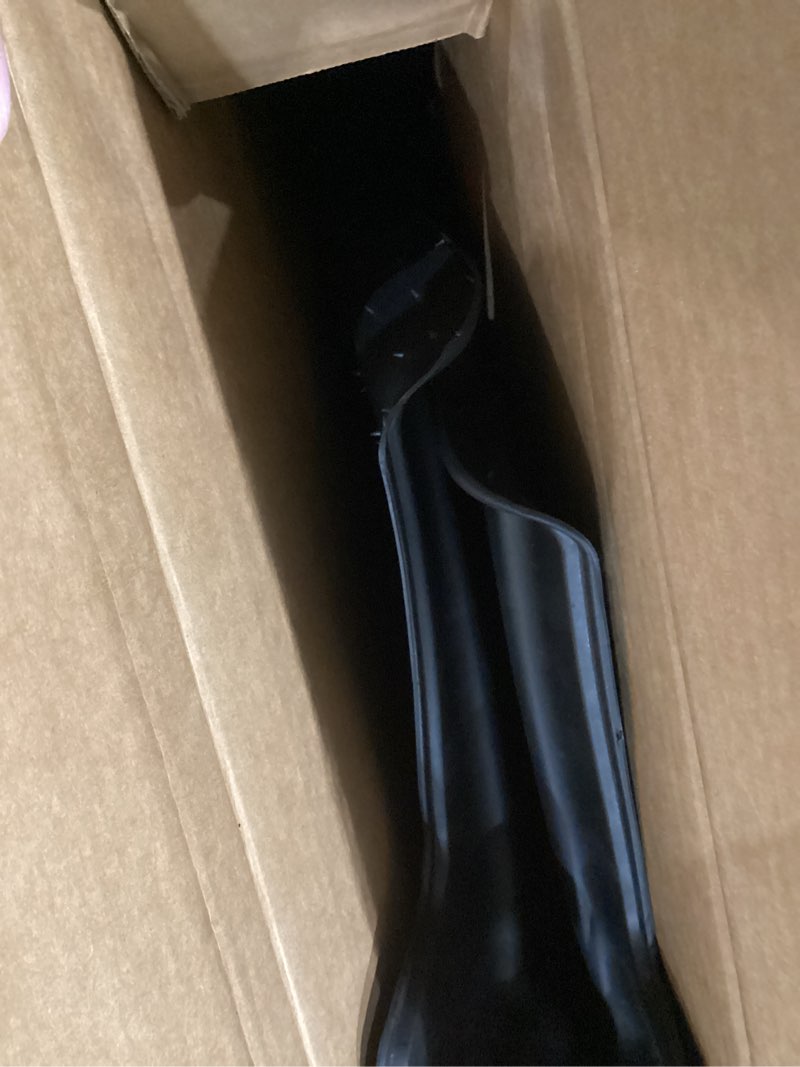 Condition photo showing Good Condition for Husky Liners Weatherbeater Floor Mats | Fits 2015 - 2021 Ford Transit 150/250/350/350HD w/Carpet Flooring | Front Row, 2-pc Black - 18771