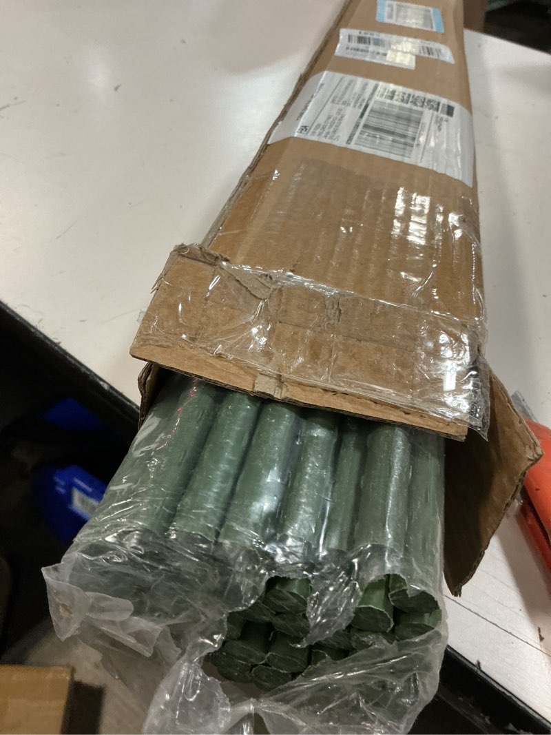 Condition photo showing Good Condition for agtek 36" garden stakes, 50pcs plastic coated plant stakes, 3ft plant support for climbing plants 36 inch-50 pack
