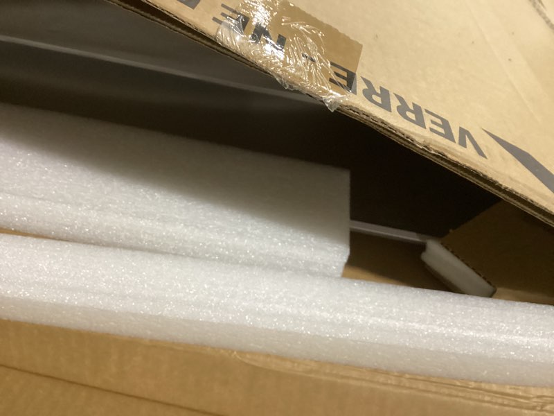 Condition photo showing Good Condition for Quartet Dry Erase Board, Magnetic Whiteboard 4' x 3', Glass Board for Wall, Infinity, Brilliance White (G24836W) 48" x 36"