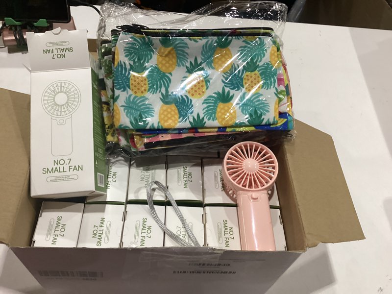 Condition photo showing New/Like New for tuanse 32 pcs golf handheld fan with makeup bags, golf swag gift bulk party favors for team, mini portable battery powered fan, colorful colorful bag: 7 x 4.3 in, fan: 5 x 2.4inch golf