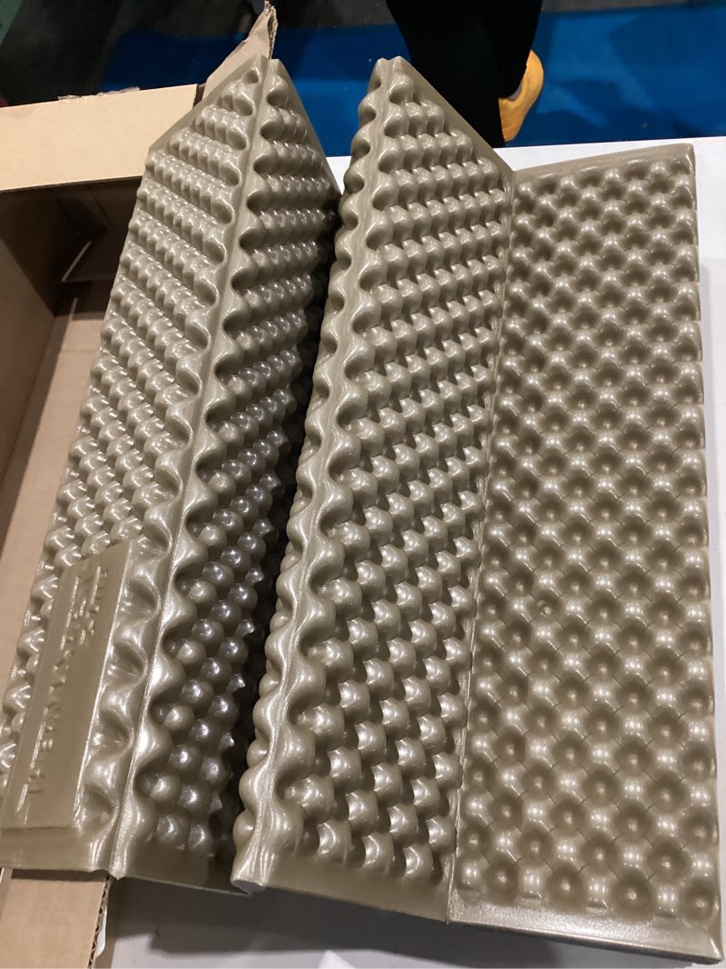 Condition photo showing Good Condition for therm-a-rest z lite original camping and backpacking sleeping pad coyote/grey regular - 20 x 72-inches