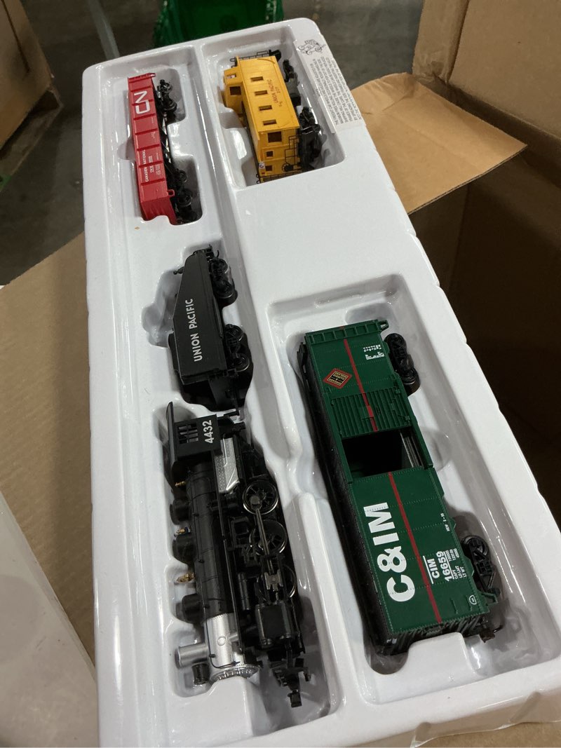 Condition photo showing Good Condition for bachmann trains - pacific flyer ready to run electric train set - ho scale