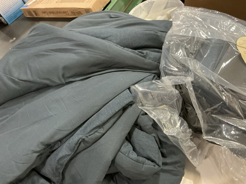Condition photo showing Good Condition for Monbix King Size Comforter Set, Navy Blue King Size Bed Set Reversible, King Comforter Set 7 Pieces, Cationic Dyeing Bed in a Bag with Comforter, Sheets, Pillowcases & Shams Navy Blue 7Piece-King(102”X90'')