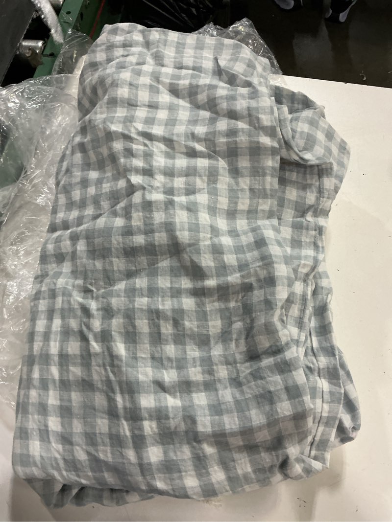 Condition photo showing Good Condition for quince european linen duvet cover without sham set king/calking mist gingham