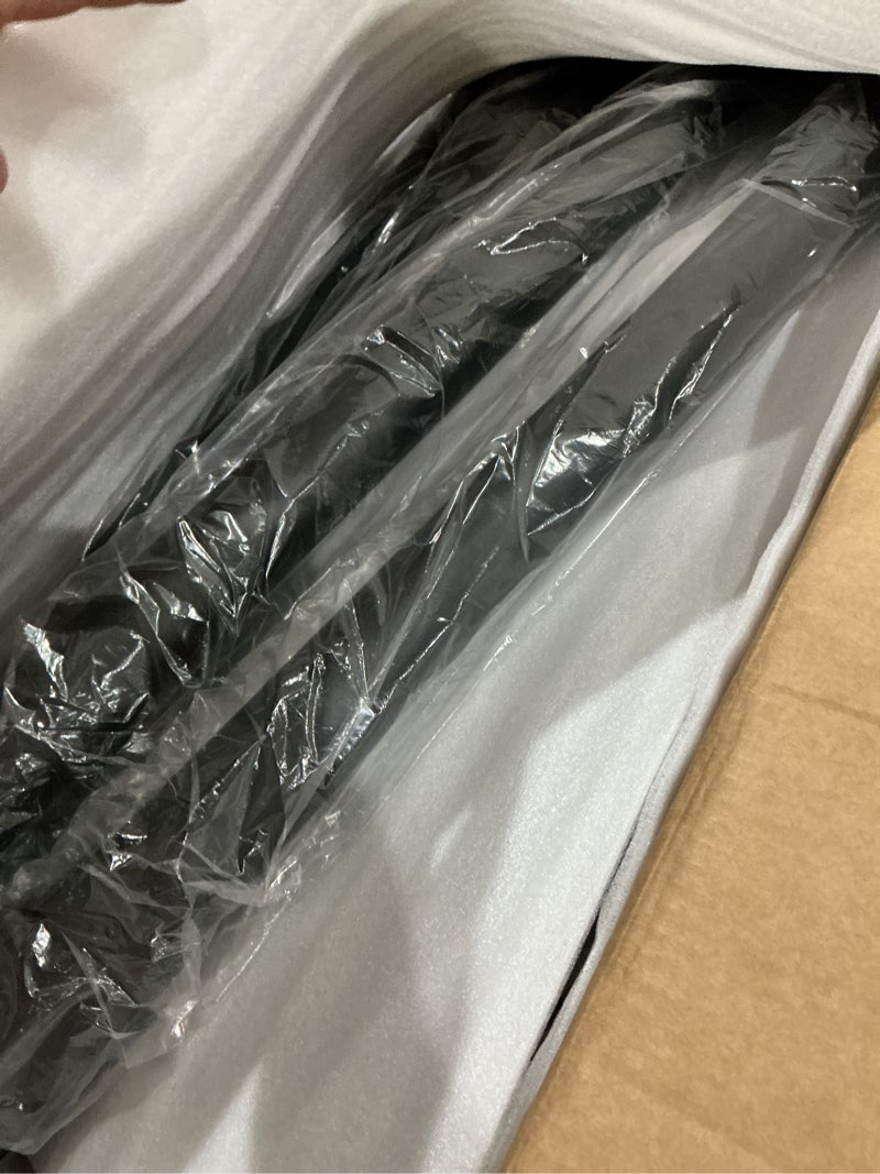 Condition photo showing Good Condition for vevor crowd control stanchion set of 4 pieces
