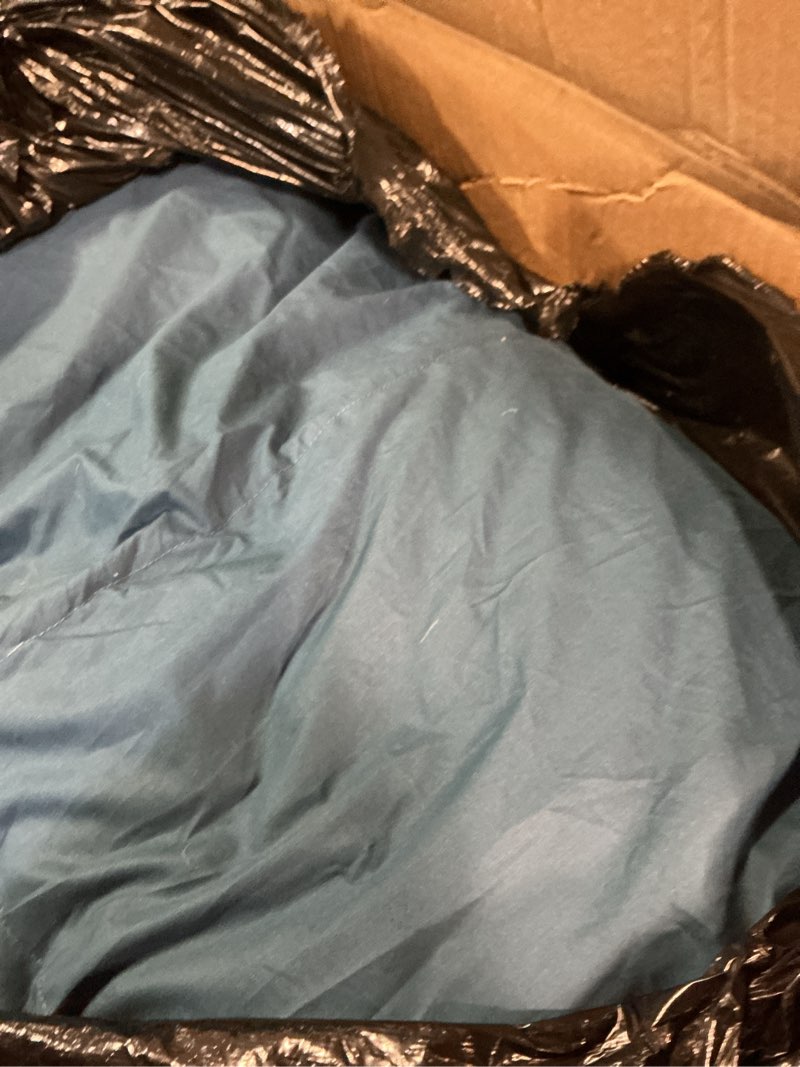 Condition photo showing As Is for UNIKOME Pinch Pleat Goose Feather Down Comforter -20% Extra Fill, 90oz, All Season Duvet Insert with 100% Cotton Cover, Cloud-Like Fluffiness (Navy, Queen/Full,90"X90") Pinch Pleat-navy Full/Queen