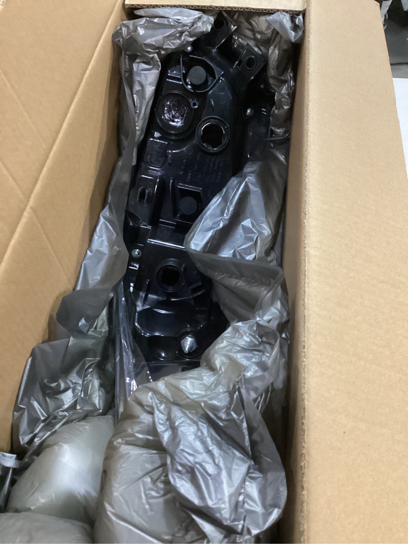 Condition photo showing Good Condition for JFN Led Tail Lights Taillights Assembly for 2018-2020 Toyota Camry LE L SE Tail Lamp Replacement 815