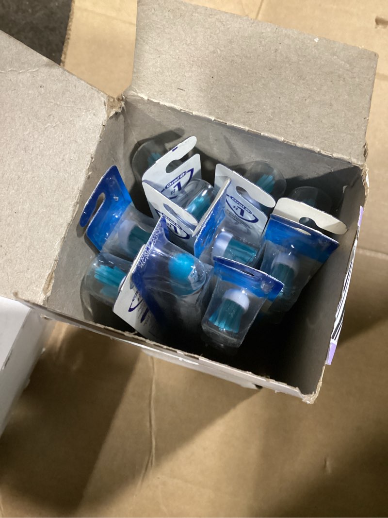 Condition photo showing Good Condition for Colgate Toothbrushes Premier Extra Clean ( 12 Toothbrushes)