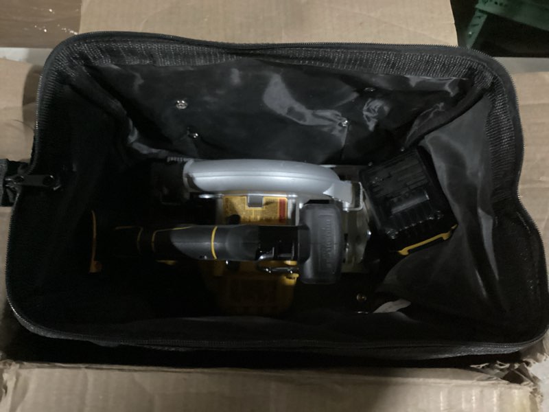 Condition photo showing Good Condition for DEWALT 20V MAX* Circular Saw, 6-1/2-Inch, Cordless, Battery and Charger Included (DCS565P1) 6-1/2-Inch Cordless Kit