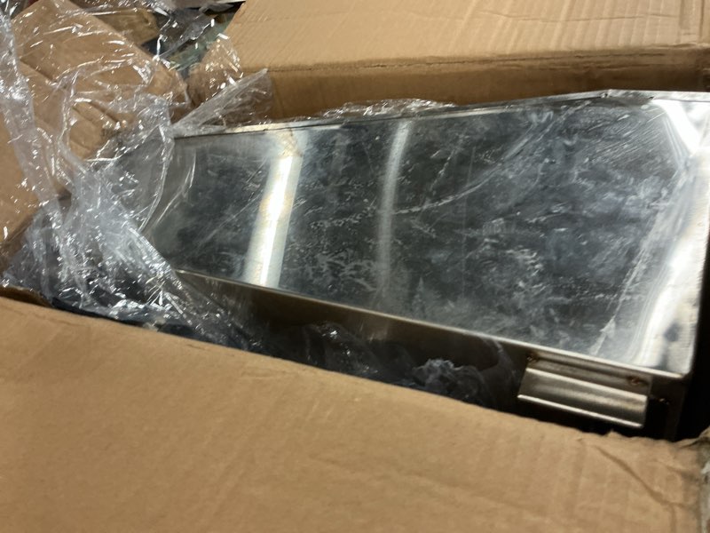 Condition photo showing As Is for Lanstics Pizza Topping Station 10 Pans Pizza Storage Container Topping containers with Lids Spoon Condiment Organizers Buffet Containers Set for Restaurant Pizza Sauce Jam Fruit Ingredient Stainless 10 Pans