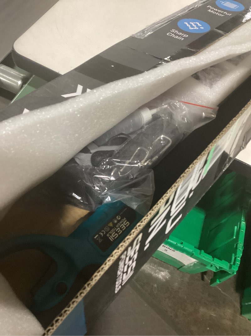 Condition photo showing Good Condition for Seesii 2 in 1 Cordless 8 inch Pole Saw & Mini Chainsaw with 2 Battery, Power Electric Polesaw for Tree Trimming, Chain Saw with Extension Pole, Limb Branch Cutter Pruner PS800 8 inch Green Pole Saw