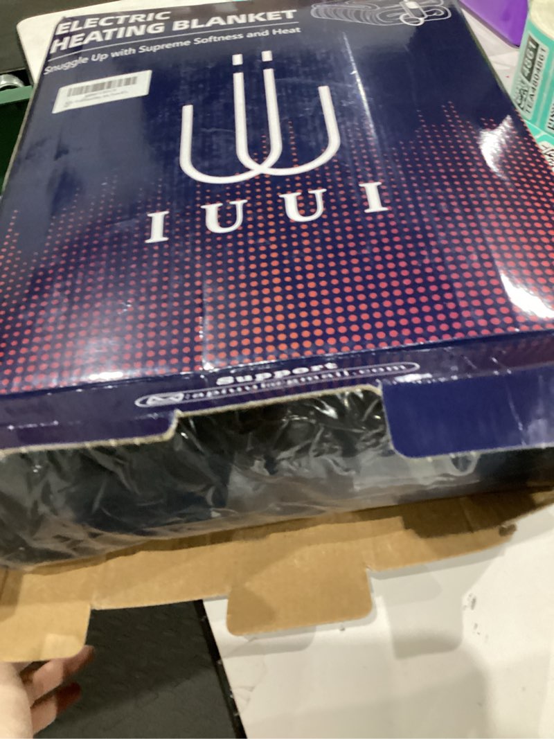 Condition photo showing Good Condition for IUUI Electric Heated Blanket Throw 50''x60'',Luxury Faux Rabbit Fur Heating Throw Blankets,Fast Heating with 1/2/4/6/8/10 Hours,Overheat Protection, Quick Heating, Memory Function, Gift-Ready Design Black Throw 50" x 60"