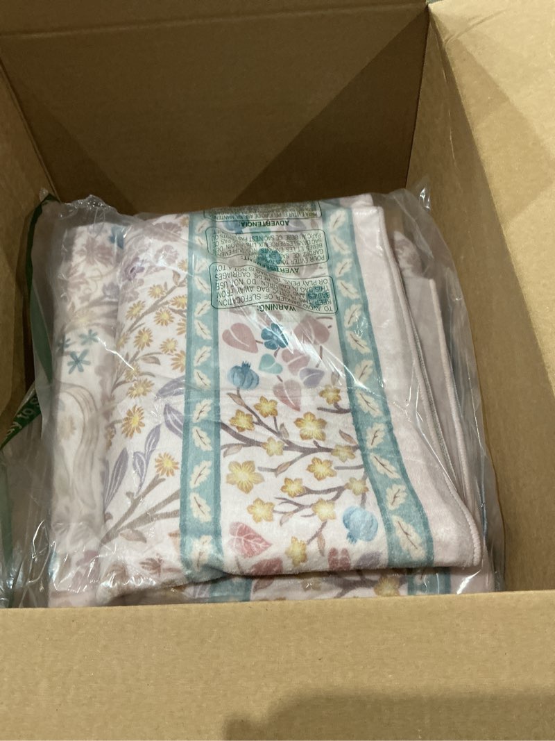 Condition photo showing Good Condition for lahome floral washable area rugs 5x7, soft pink rugs for living room bedroom, boho non slip low pile forest stain resistance large giverny carpet for farmhouse dining room office, pink pink 5' x 7' (rectangular)