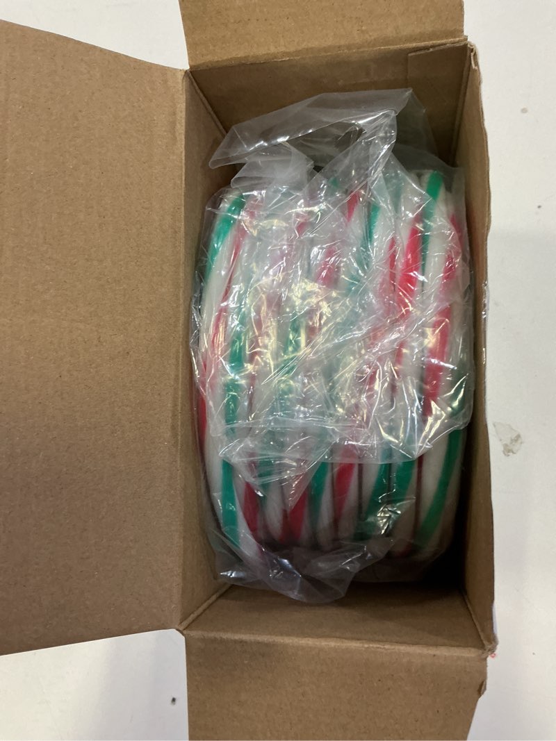 Condition photo showing Good Condition for Thick Christmas Candy Cane Rope Light 0.4" Diameter, 66 ft 400 LED Candy Lights 8 Modes Waterproof Multicolor Lights for Garden Xmas Tree, Indoor Outdoor Christmas Decoration (Warm White) Warm White 66 ft