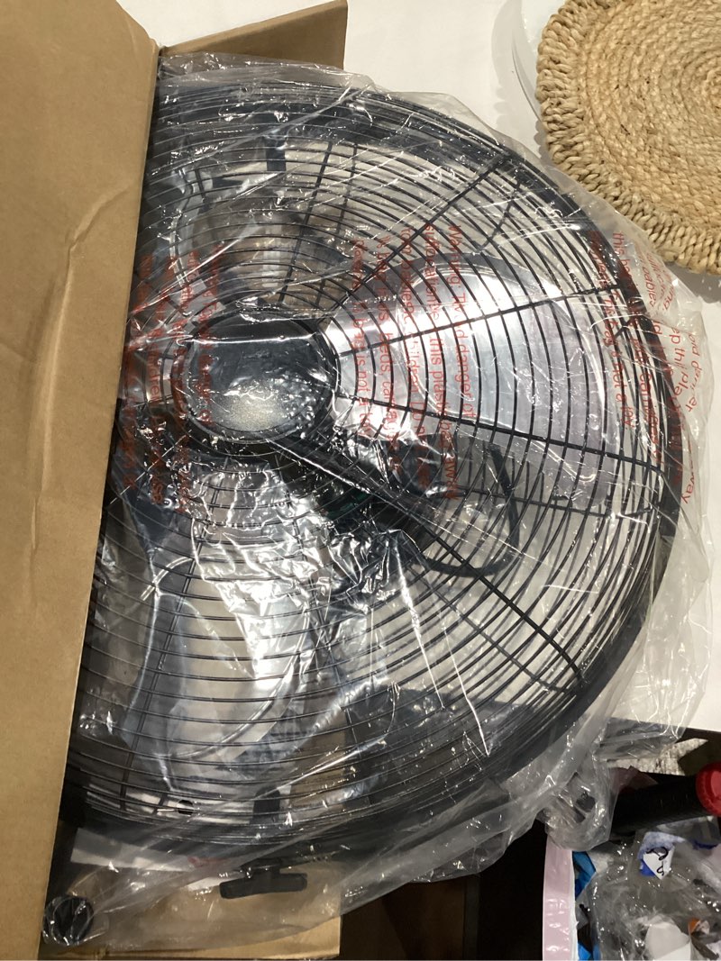Condition photo showing Good Condition for mainstays sfc1-500b 20 in high velocity floor fan, black