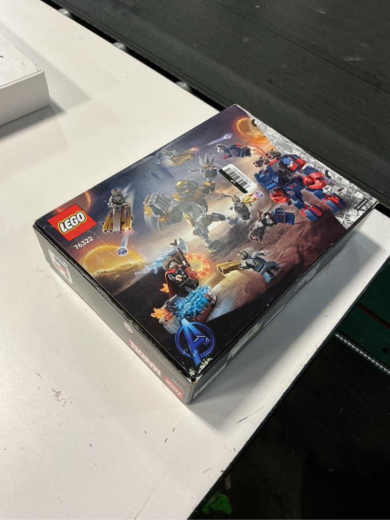 Condition photo showing New/Like New for lego marvel avengers: endgame thor vs chitauri 76322