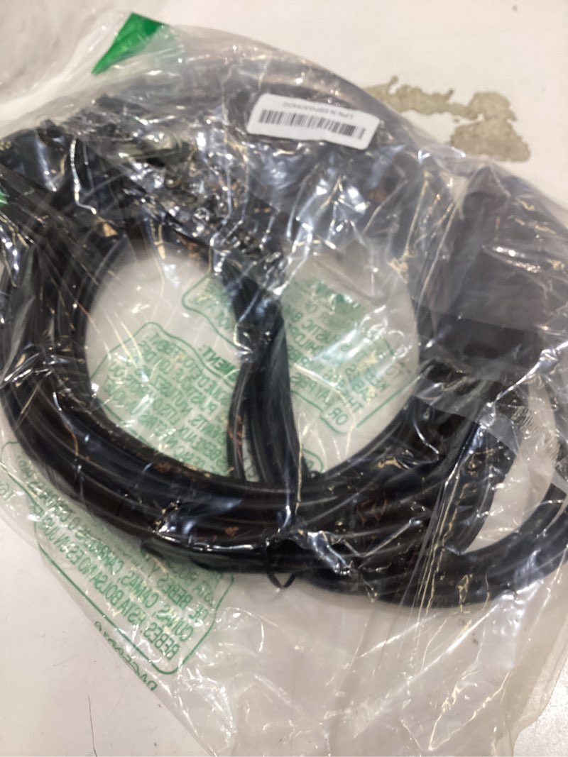 Condition photo showing Good Condition for eversimpleinc black 1 to 4 splitter extension cord (combined 31 ft, end to end 13 ft), 3 prong plug with 4 extended outlets, with weatherproof covers for indoor and outdoor 31 ft 1 to 4 splitter black
