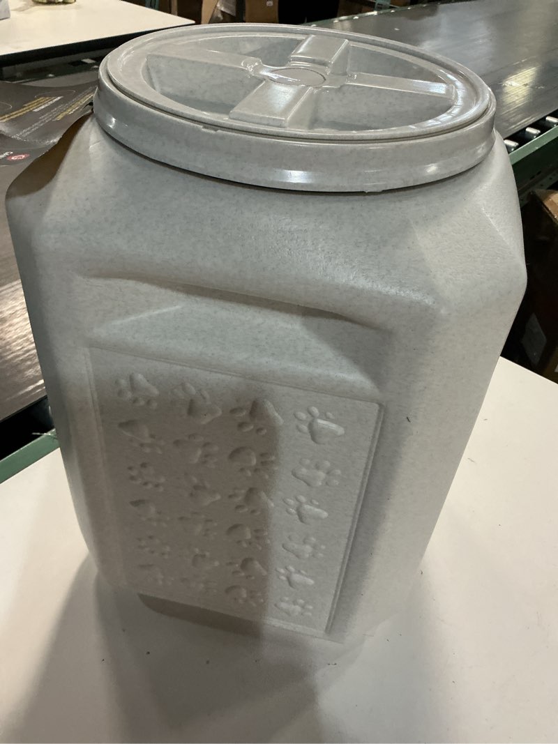 Condition photo showing Good Condition for Gamma2 Vittles Vault Pet Food Storage Containers - Sealed Dog and Cat Food Storage Container, Fits up to 35lbs, Made in the USA - [12"L x 16.75"H] 35 Pounds