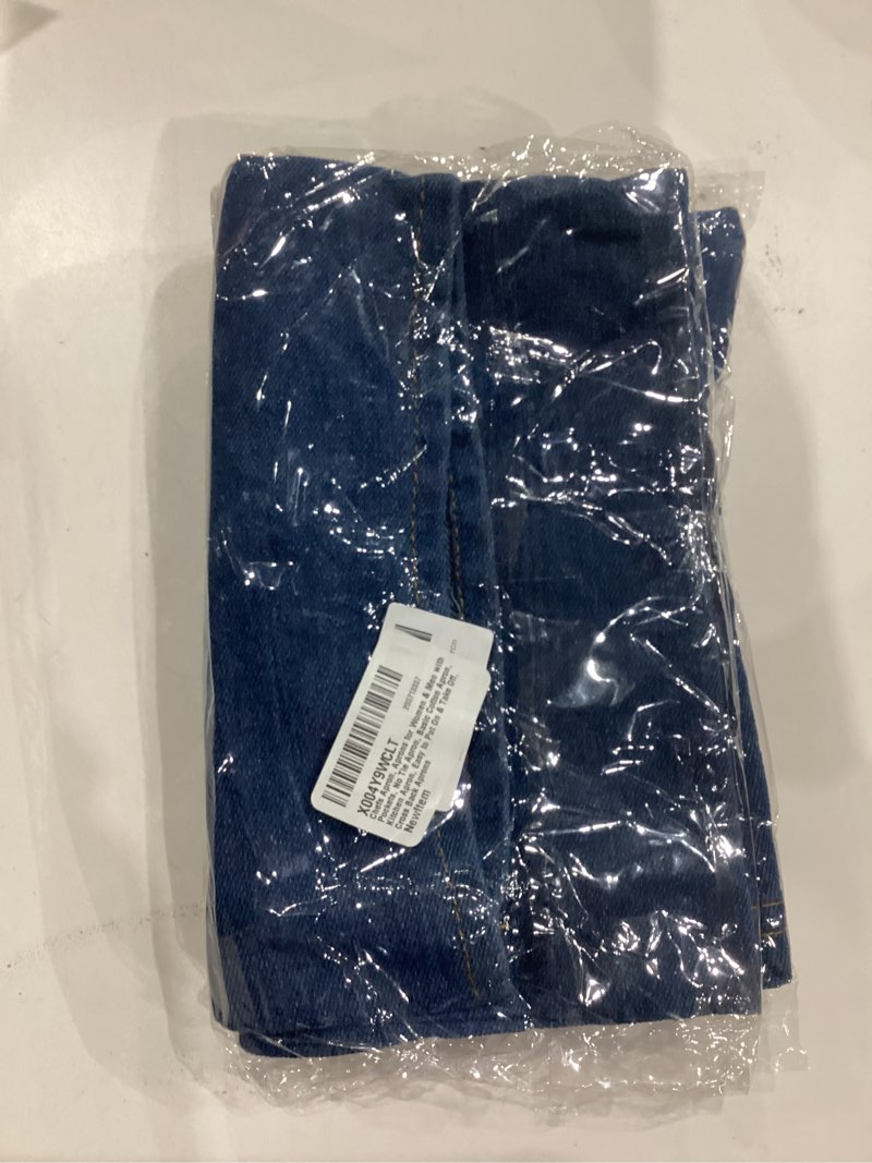 Condition photo showing New/Like New for Chefs Apron, Aprons for Women & Men with Pockets, No Tie Apron, Basic Cotton Apron, Kitchen Apron, Easy to Put On & Take Off, Cross Back Aprons