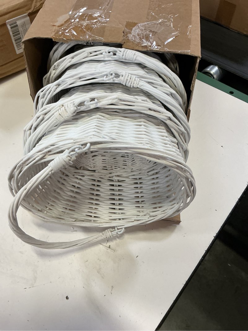 Condition photo showing Good Condition for barydat small wicker basket with handle flower girl baskets oval willow woven braided gift basket for weddings picnic baby shower home garden decor(6 pcs,white,9\" x 7\" x 4\") 6 white 9\" x 7\" x 4\"