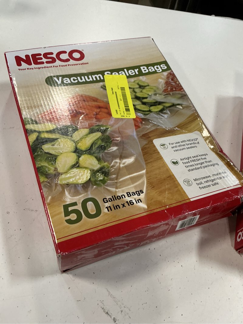 Condition photo showing New/Like New for nesco vs-06b 11" x 16" bags, 11" x 15.75", compatible vacuum sealers and other brands