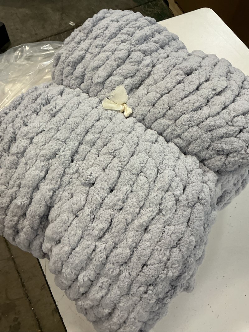 Condition photo showing Good Condition for admitrack chunky knit blanket throw, 100% hand knit chenille throw blanket for sofa & home decor, soft and cozy knitted throw blankets (light gray?51"x63") light gray 51"×63"