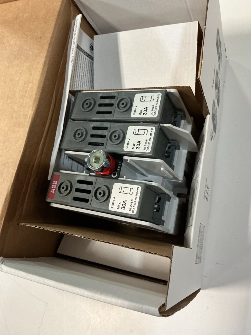 Condition photo showing Good Condition for abb os30faj12 disconnect switch, fused, 30a, 3p, 600vac, base/din rail mount