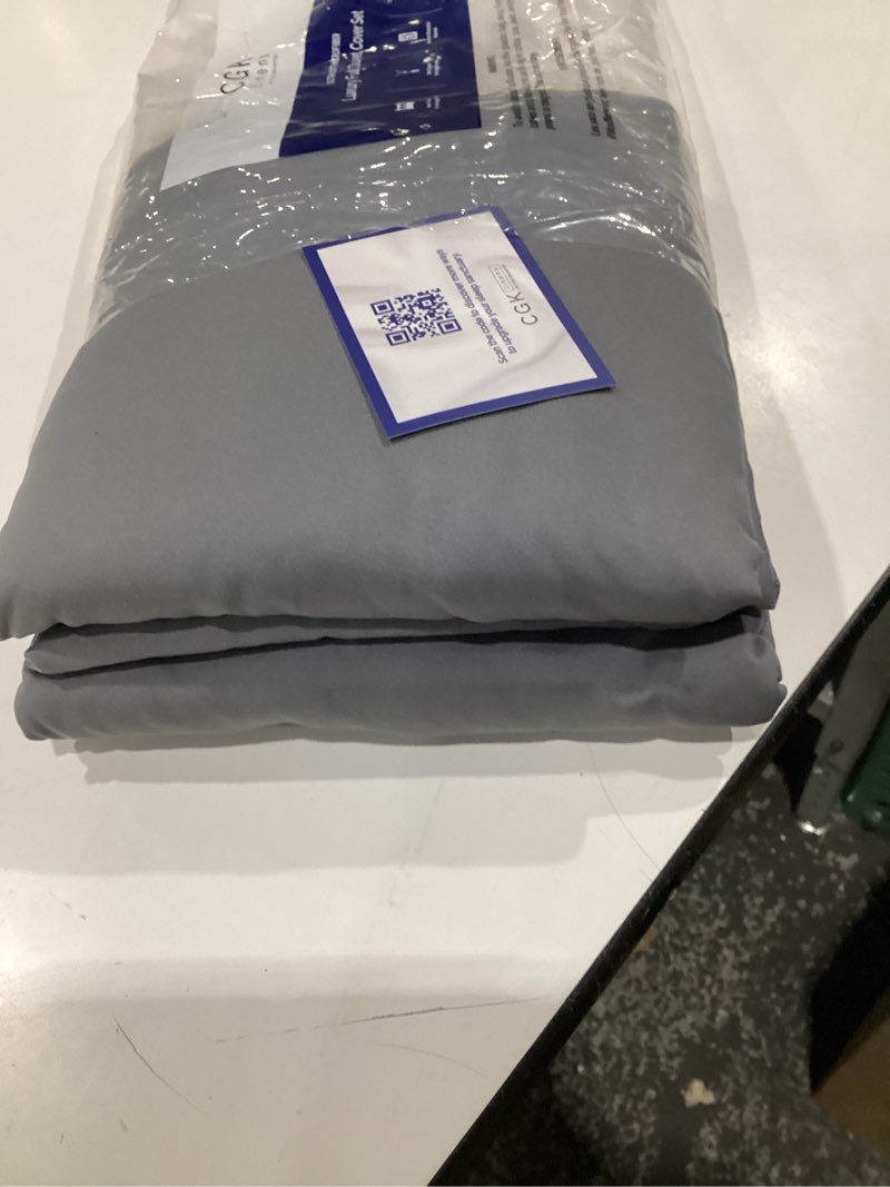 Condition photo showing Good Condition for Duvet Cover Full Size Set - Extra Soft Full Size Duvet Cover 80 x 90 with 2 Pillow Shams - Hotel Luxury, Easy Care and Fade Free w/Zipper Closures & Ties - Comfy Breathable Bedding Set (Dark Grey) 08 - Dark Grey (No Comforter) Full (80x90)