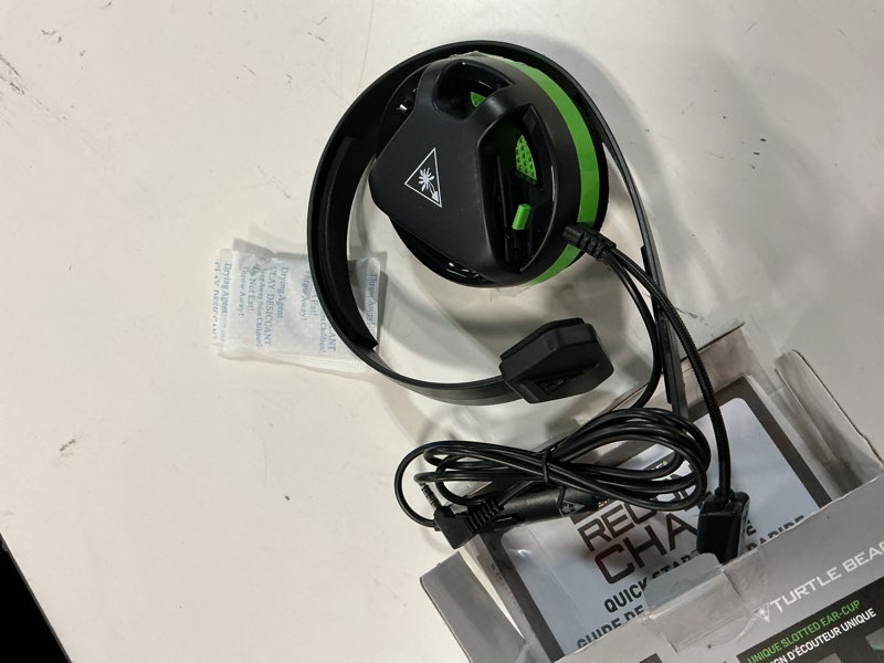 Condition photo showing Good Condition for turtle beach recon chat xbox headset - xbox series x, xbox series s, xbox one, ps5, ps4 pro, ps4, mobile & pc with 3.5mm – glasses friendly, high-sensitivity mic, black xbox series x black