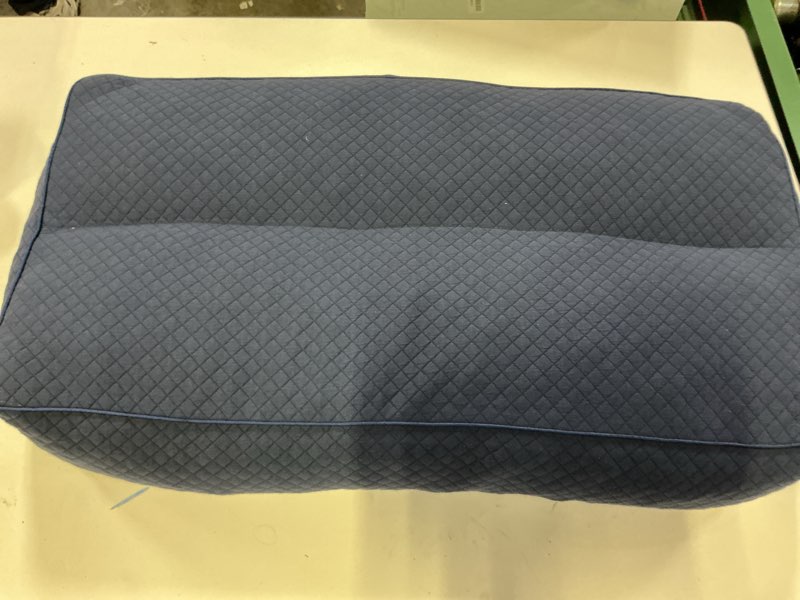 Condition photo showing As Is for SOFT SEAT 28X 15", NAVY COLOR 
