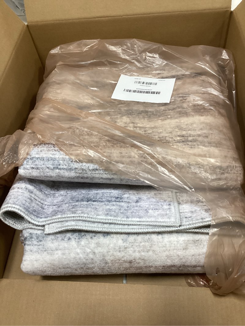 Condition photo showing Good Condition for 3x10 Washable Runner Rug for Family: Easy-to-Clean Runners for Hallway Entryway Bedroom - Stain and Water Resistant Rugs with Non-Slip Backing - Soft Low-Pile Carpet 10ft Beige Grey Beige/Grey 3' x 10' (Runner)