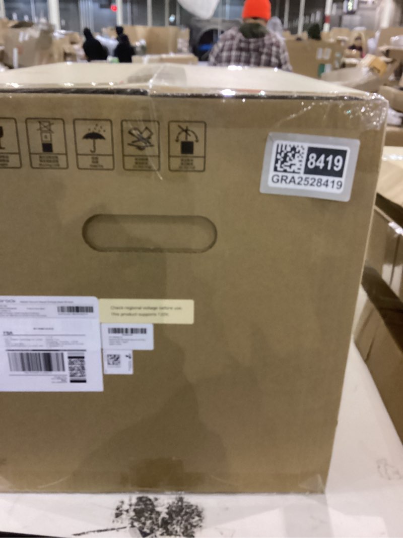 Robotic vacuum cleaner