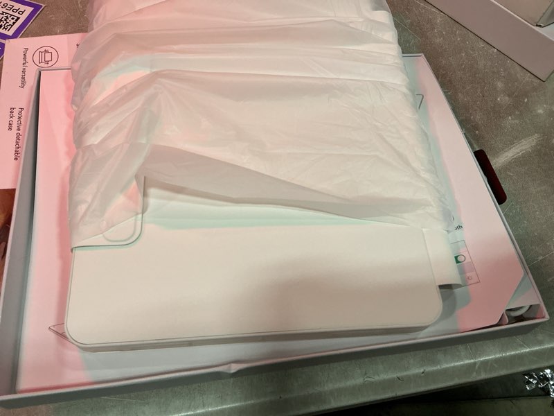 Condition photo showing New/Like New for [upgraded] esr ipad pro 13 inch case with keyboard (m5/m4, 2025/2024), ipad pro 13 keyboard case with magnetic stand, portrait/raised modes for ipad pro 13, removable, rebound 360 series,white ipad pro 13 2024 white