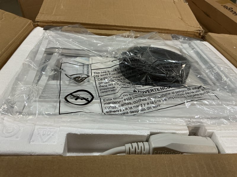 Condition photo showing Good Condition for GE Window Air Conditioner Unit, 5,000 BTU for Small Rooms up to 150 sq ft. with Manual Adjustable Fan and Cooling Settings, Perfect for Small Bedroom or Living Room, Easy Install Kit Included, White New 5,000 BTU Mechanical Controls White