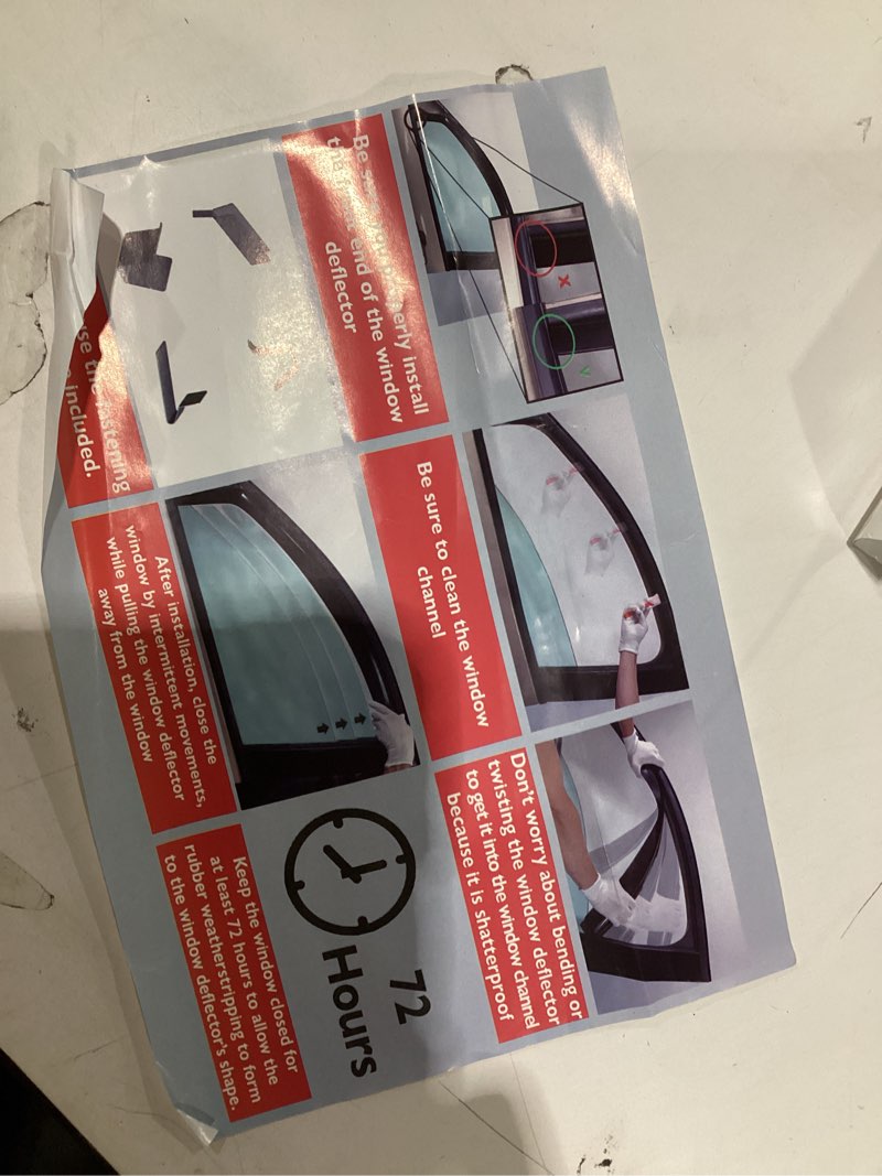Condition photo showing Good Condition for vehicle window visor