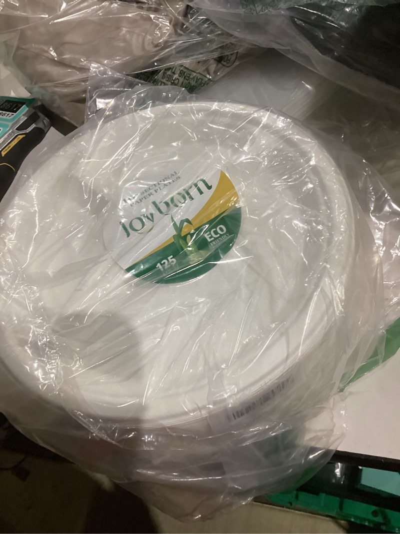 Condition photo showing New/Like New for compostable 3-compartment paper plates, 125 count, 10 inch, heavy duty disposable divided lunch trays, biodegradable bagasse sectional plates for buffet, parties, events & daily use, (white) white 10 inch round