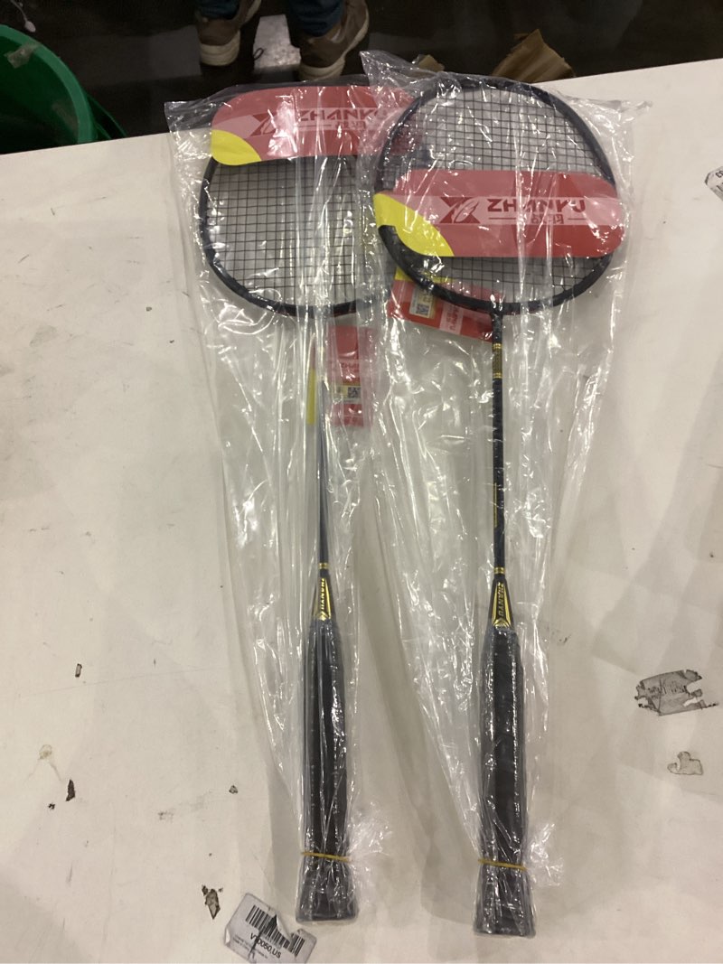 Badminton set
