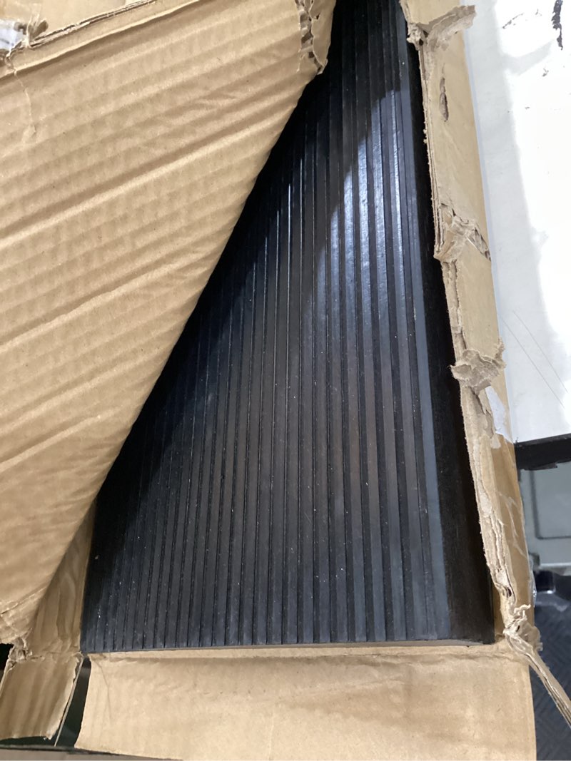 Condition photo showing New/Like New for heavy duty 5 ton curb ramp straight | 10,000 lb capacity, deliveries, hand trucks, cars, trucks, jobsites, construction 23.5" straight section