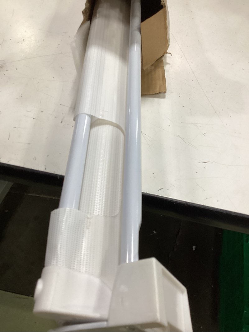 Condition photo showing Good Condition for hakuna pets indoor/outdoor paw proof retractable dog gate, 36.6" tall extends to 71" wide, white