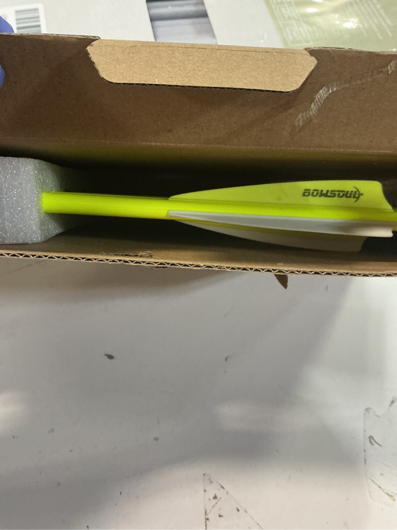 Condition photo showing Good Condition for Crossbow Bolts 20inch Fluorescence Color Carbon Crossbow Hunting Arrows with 4" Vanes and Replaced Arrowhead(12 Pack)