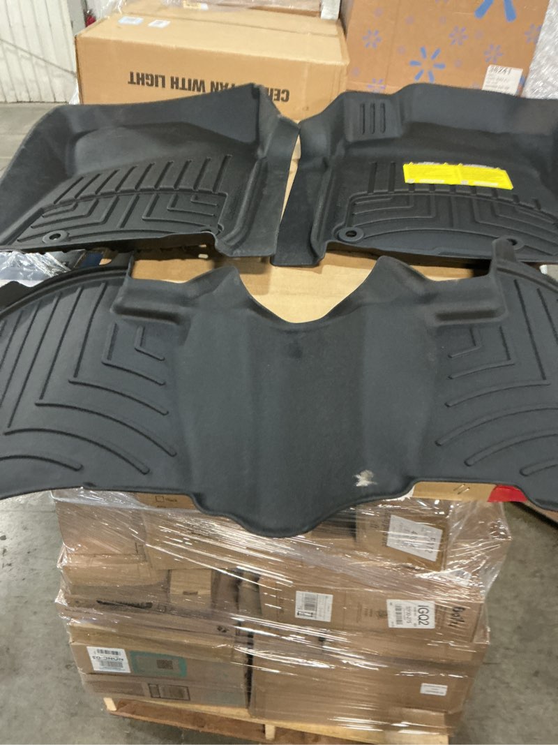 Condition photo showing Good Condition for WeatherTech Custom Fit FloorLiners for Ford Ranger - 1st Row (4415181V), Black