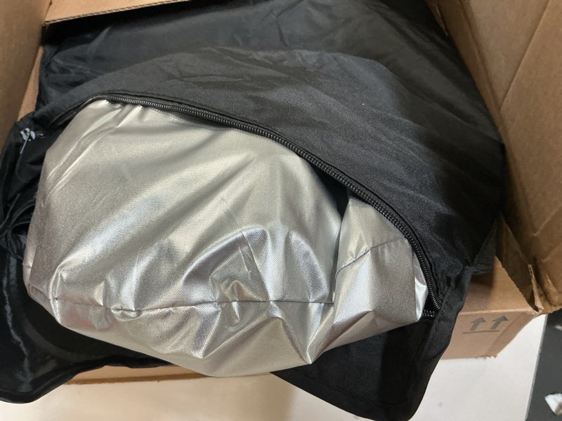 Condition photo showing Good Condition for 8PCS Windshield Sun Shade Custom Fit for 2006-2012 Toyota RAV4 Accessories Foldable Sunshade Side Rear Window Shade Cover Full Set Privacy Protection Keeps Car Cool Fit 2006-2012 Toyota RAV4