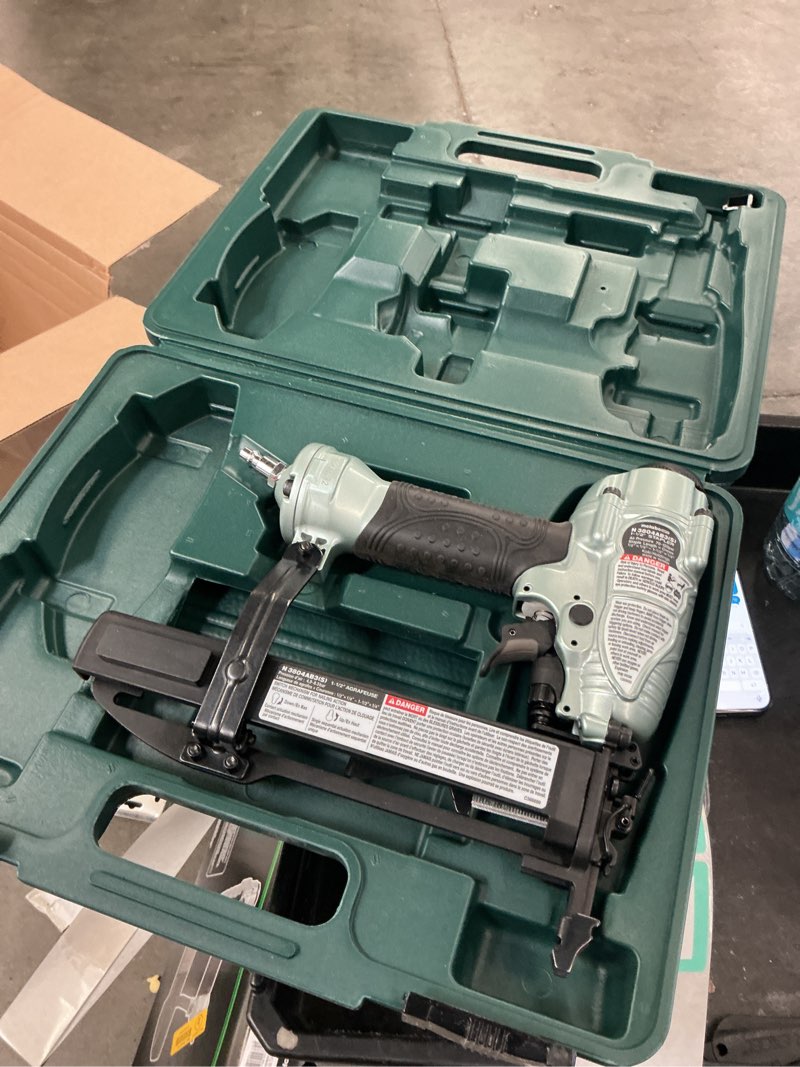 Condition photo showing As Is for metabo hpt 18-gauge 1/4-in narrow crown finish pneumatic stapler