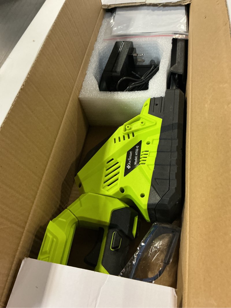 Condition photo showing Good Condition for 20'' Hedge Trimmer Cordless with Battery, 3000RPM Electric Handheld Bush Clipper with 2pcs 2000mAh Rechargeable Batteries, 180° Rotatable Head, 2/3'' Blade Gap Green Green 2.0Ah