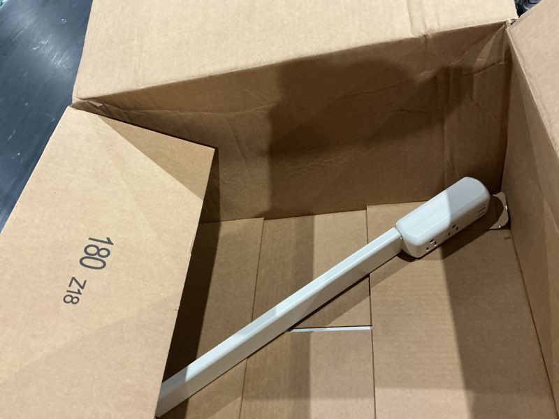Condition photo showing Good Condition for electrical outlet extender with 2 ac outlets, 2 usb-a, 1 type-c, rotates 180â°, extends 22"-34", access hard-to-reach outlets for bedroom office behind couches nightstands desks sofa