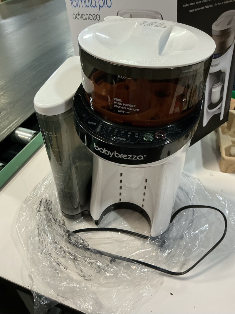 Condition photo showing As Is for baby brezza formula pro baby formula dispenser white (for parts)
