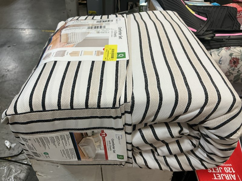 Condition photo showing Good Condition for mainstays soft touch bed in a bag 11-piece tan/black comforter set with sheets, queen