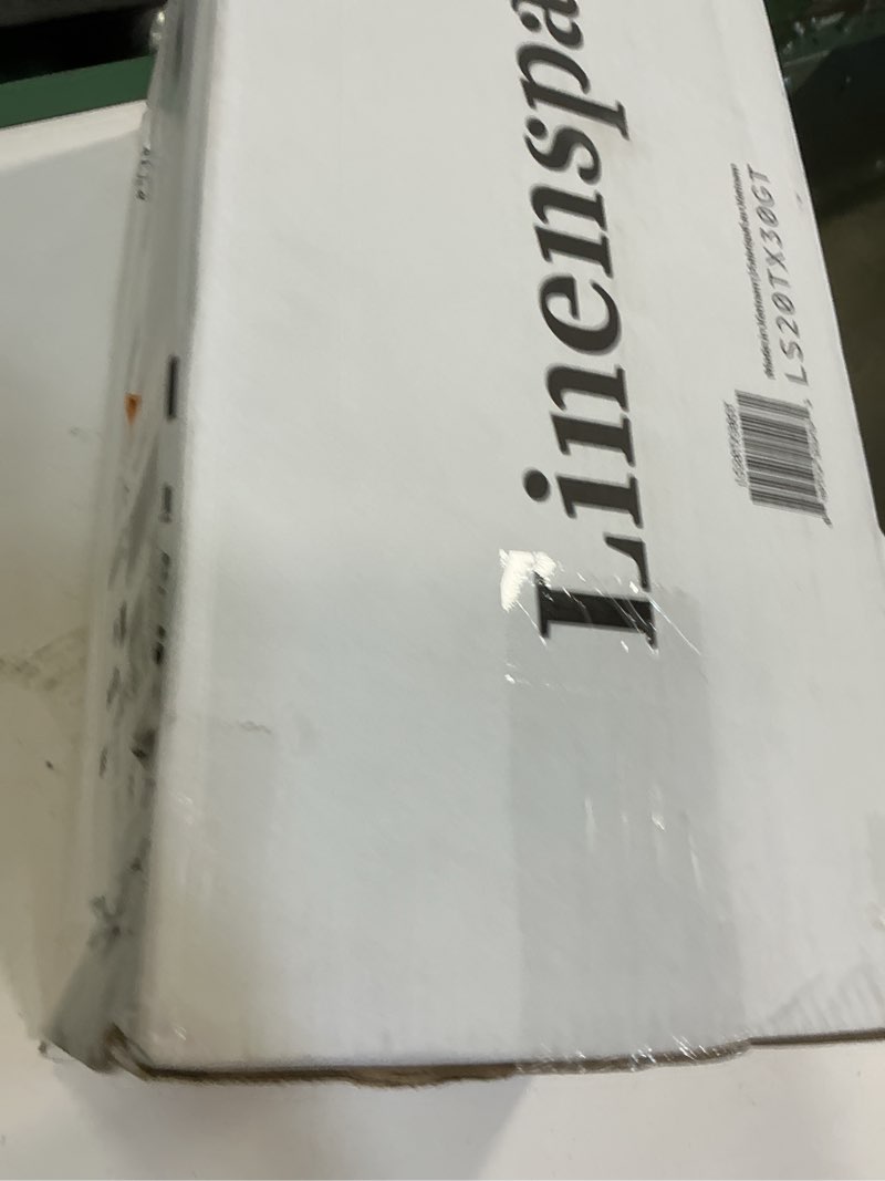https://lotting-media.assets.bidfta.com/lotting_1a189df6-3df2-4956-b1f8-553fd1aec341