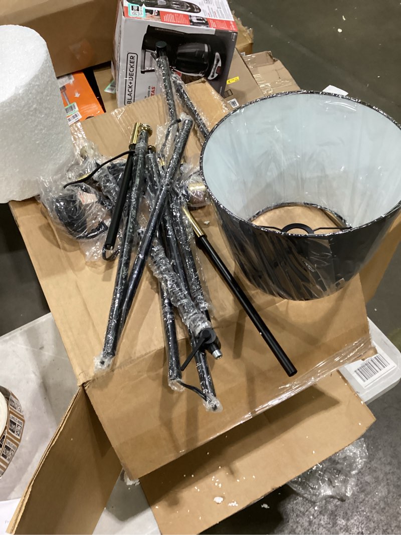 Floor lamp. Incomplete 