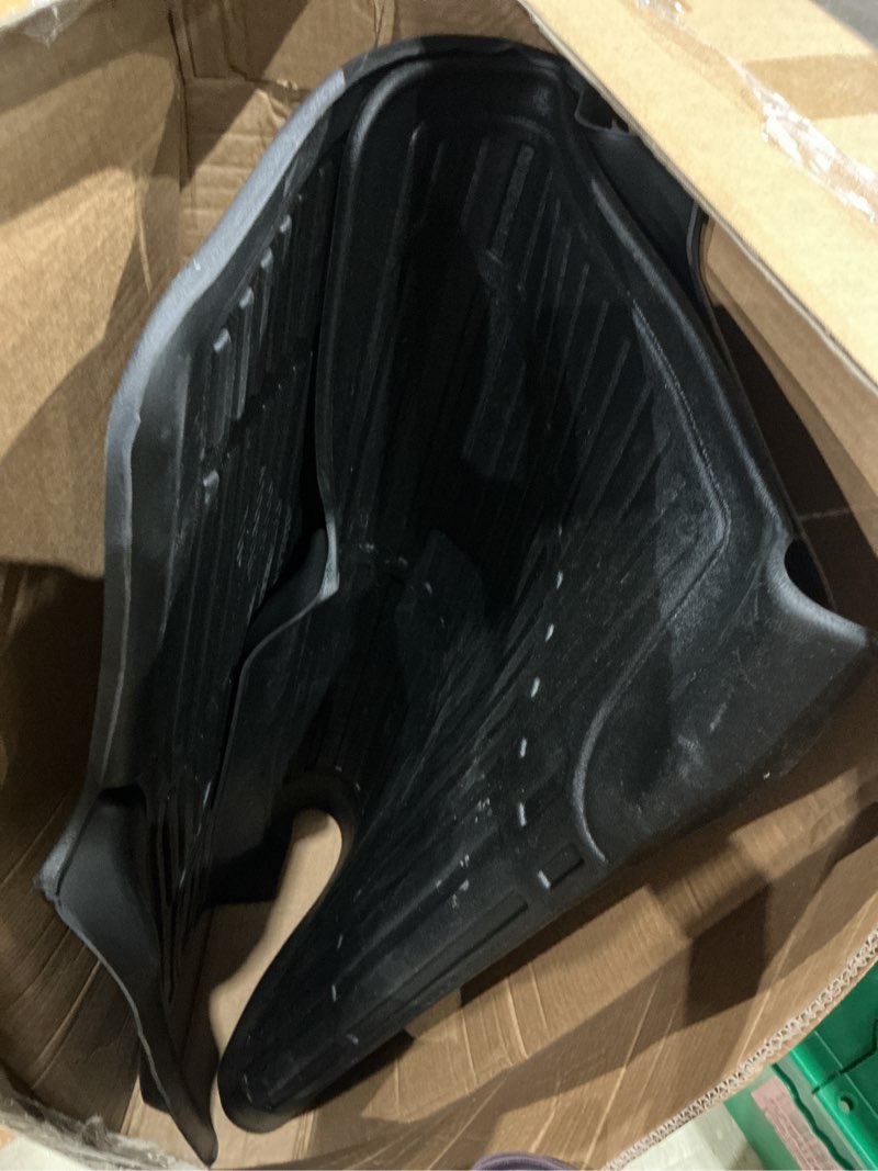 Condition photo showing As Is for car floor mat